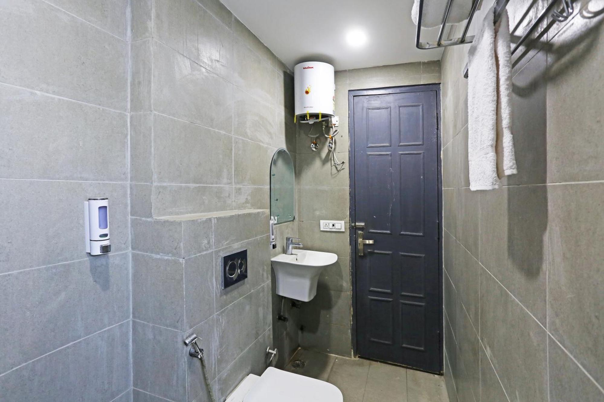 Hotel Twamev Residency Uttam Nagar Couple Friendly Dillí Exteriér fotografie