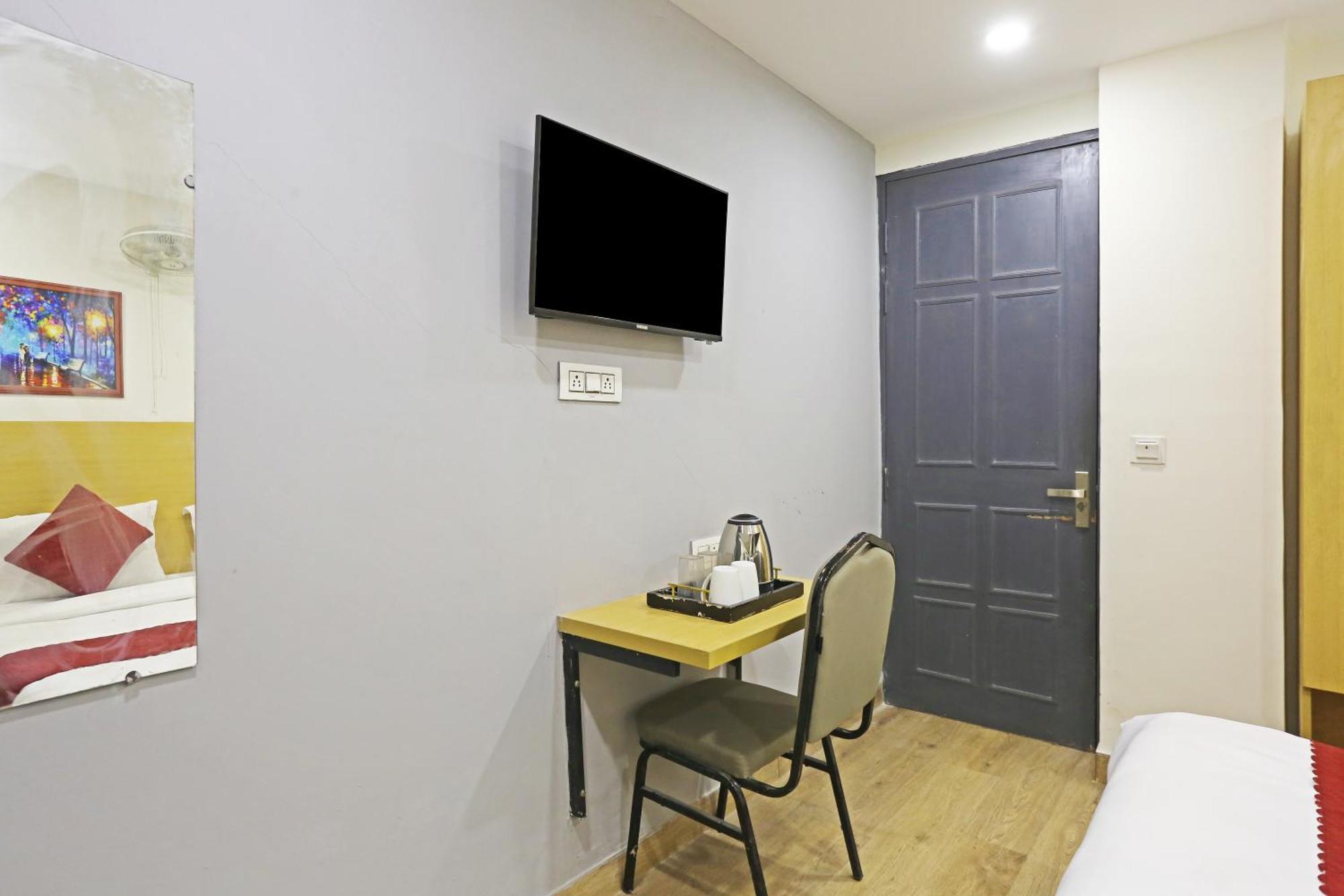 Hotel Twamev Residency Uttam Nagar Couple Friendly Dillí Exteriér fotografie