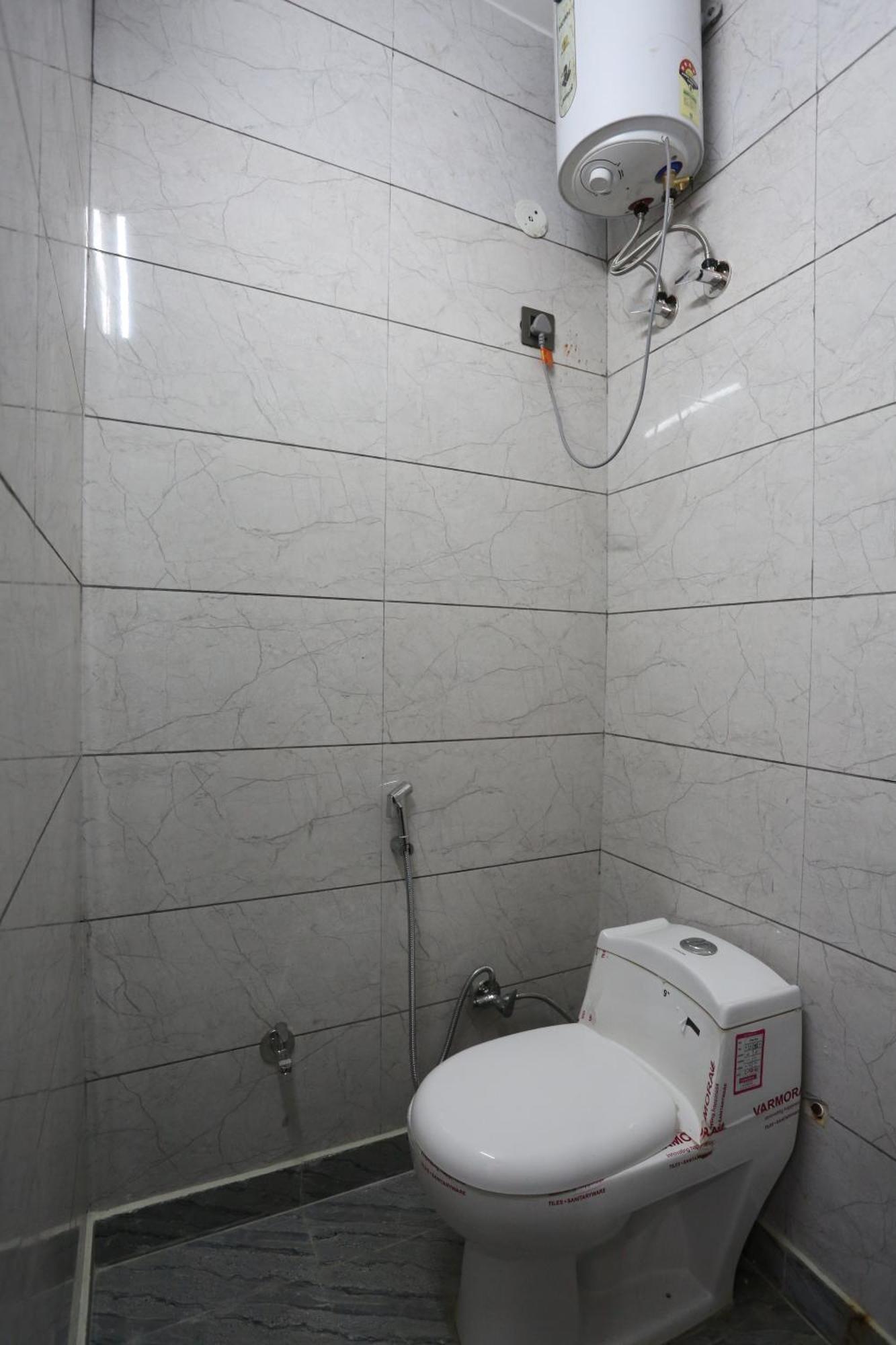 Hotel Twamev Residency Uttam Nagar Couple Friendly Dillí Exteriér fotografie